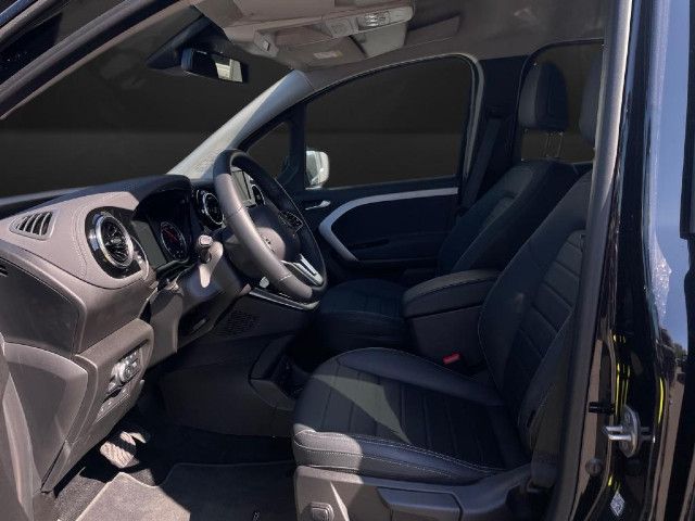 Mercedes-Benz EQT 200