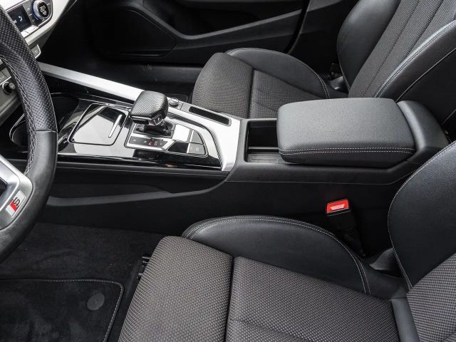 Audi A4 35 TDI Avant S-Line S-Tronic