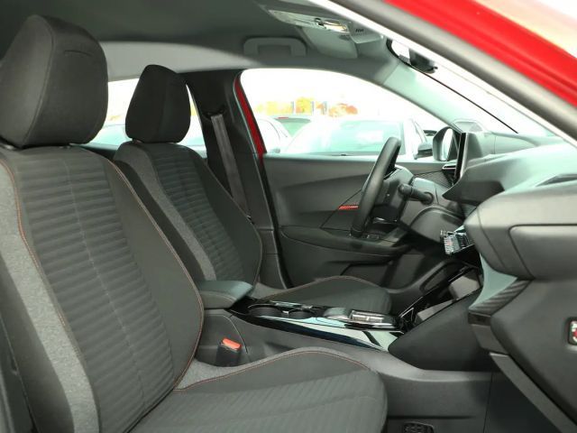 Peugeot E-2008 Active Pack