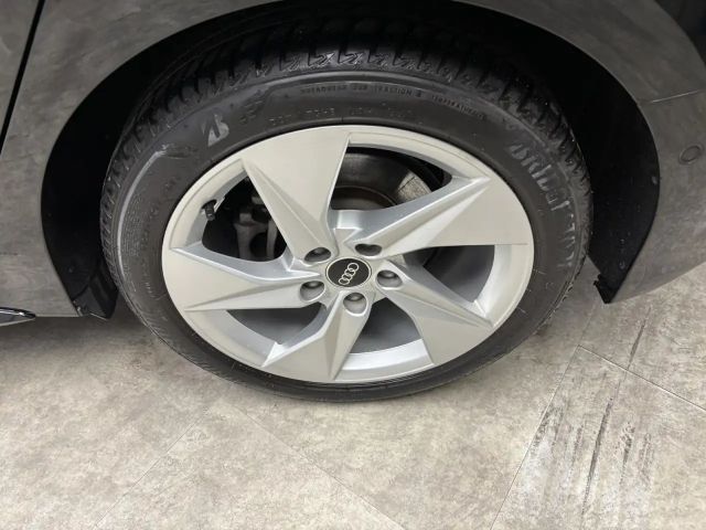 Audi A3 35 TFSI S-Line Sedan Sportback