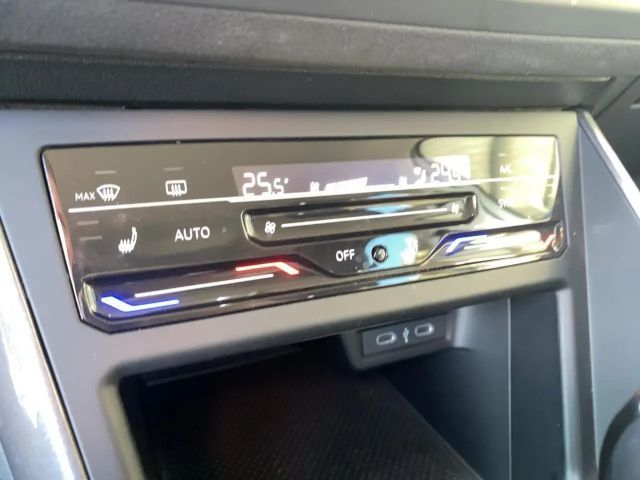 Volkswagen Polo DSG Style