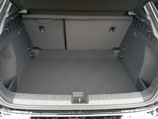 Audi A3 30 TFSI Sedan