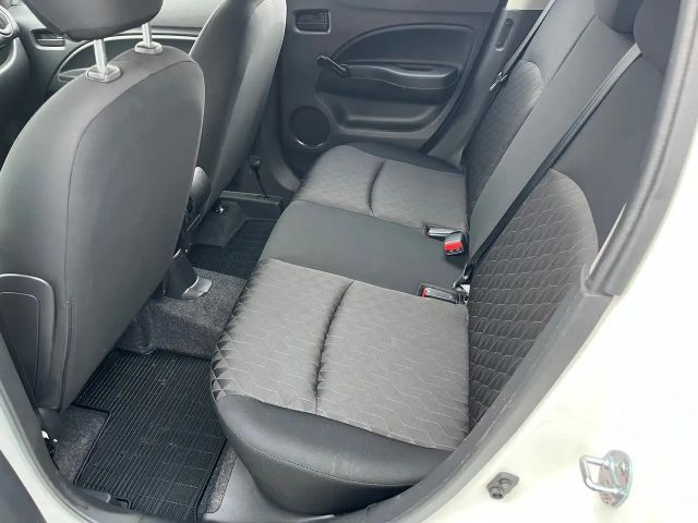 Mitsubishi Space Star Star