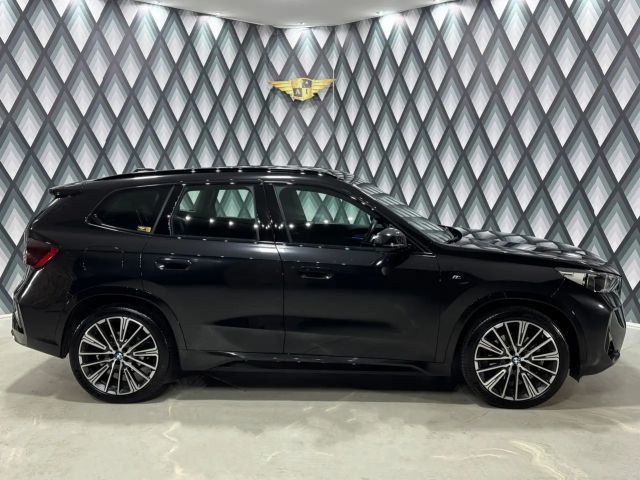 BMW X1 xDrive23d (U11) // M-PAKET // AHK // 1. BESITZ //