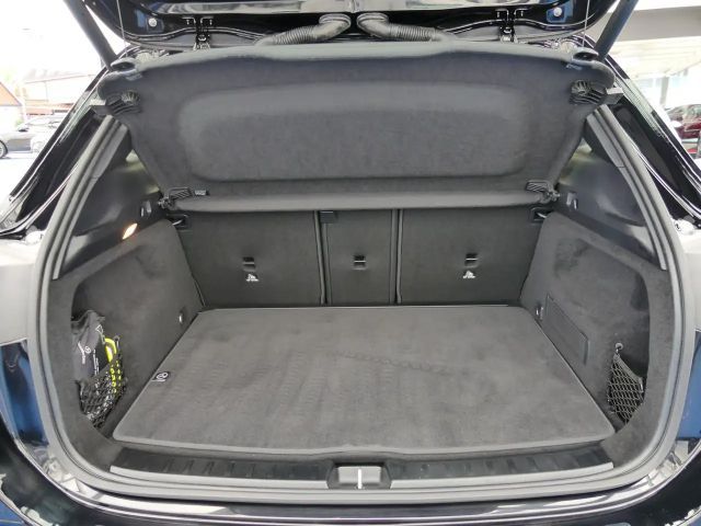 Mercedes-Benz GLA 200 Progressive