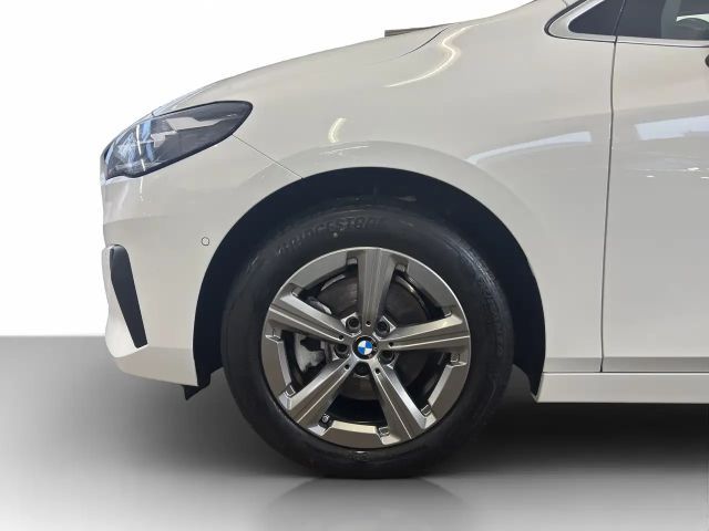 BMW 220 220i Active Tourer