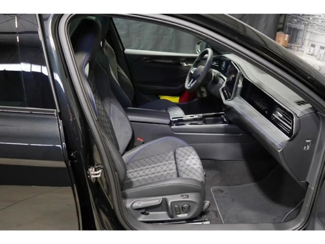 Volkswagen Passat IQ.Drive R-Line Style