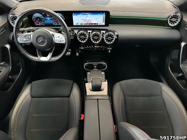 Mercedes-Benz CLA 180 AMG Line