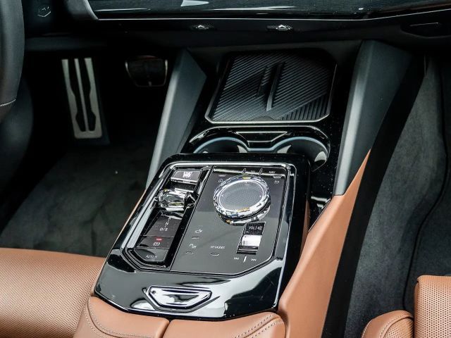 BMW 530 530e M-Sport Sedan