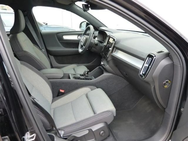 Volvo XC40 Core T4