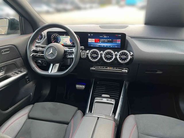 Mercedes-Benz GLA 200 AMG Line GLA 200 d
