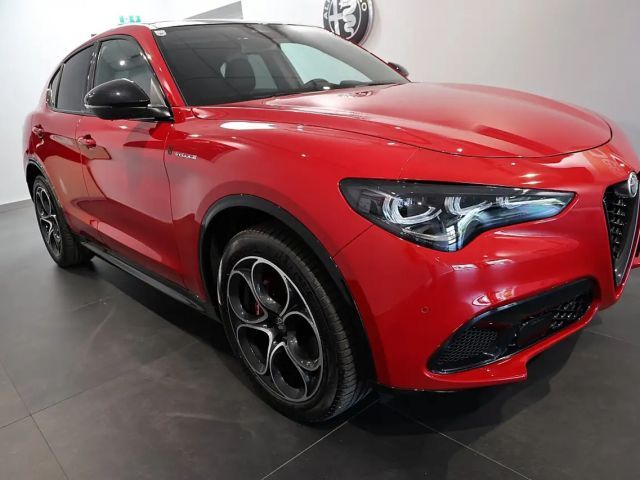 Alfa Romeo Stelvio AT8 Q4 Veloce