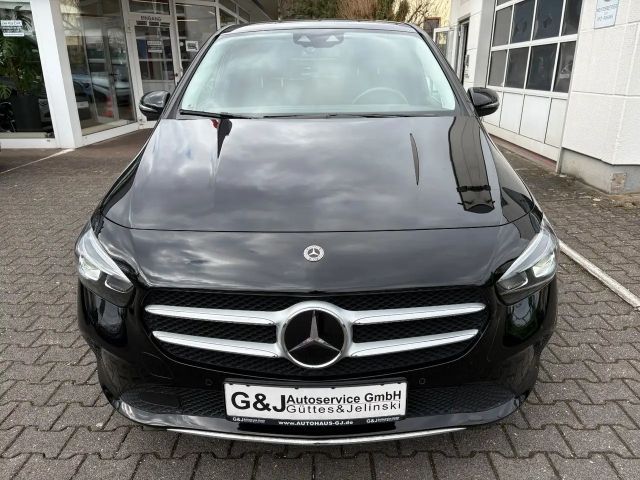 Mercedes-Benz B 250 B 250 e