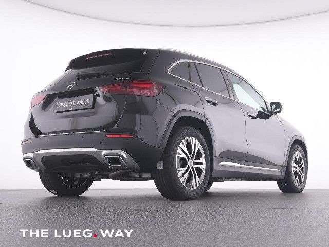 Mercedes-Benz GLA 200 4MATIC GLA 200 d