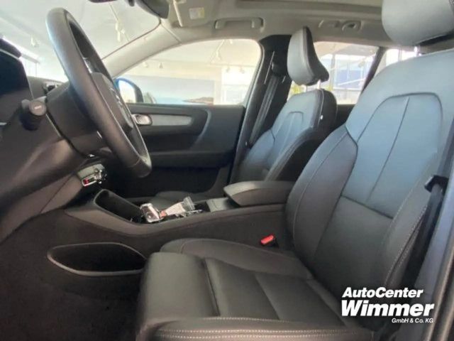 Volvo XC40 Business Dark Plus