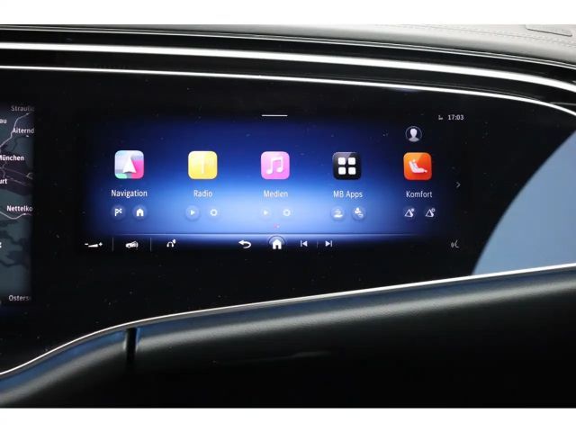 Mercedes-Benz E 220 AMG Line E 220 d Sedan