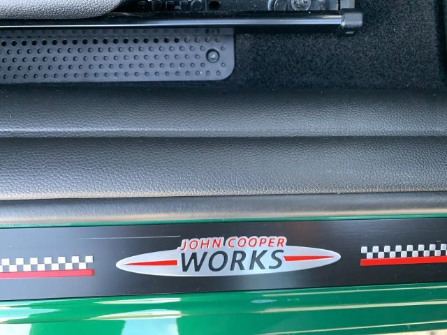 MINI Cooper John Cooper Works Trim