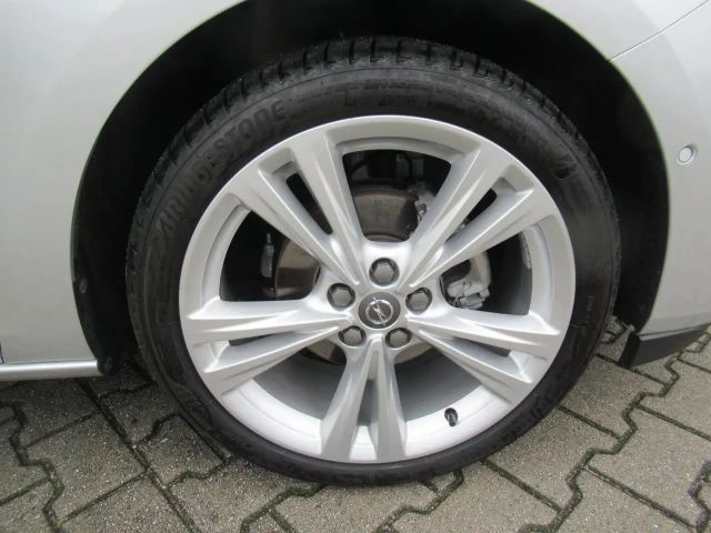 Opel Astra Sports Tourer Ultimate
