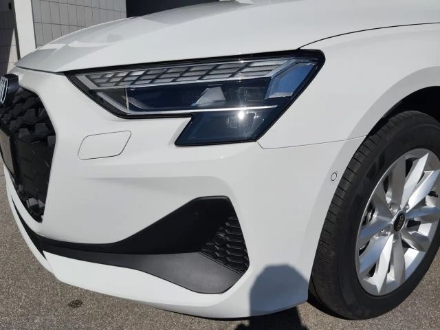 Audi A3 30 TFSI Sedan