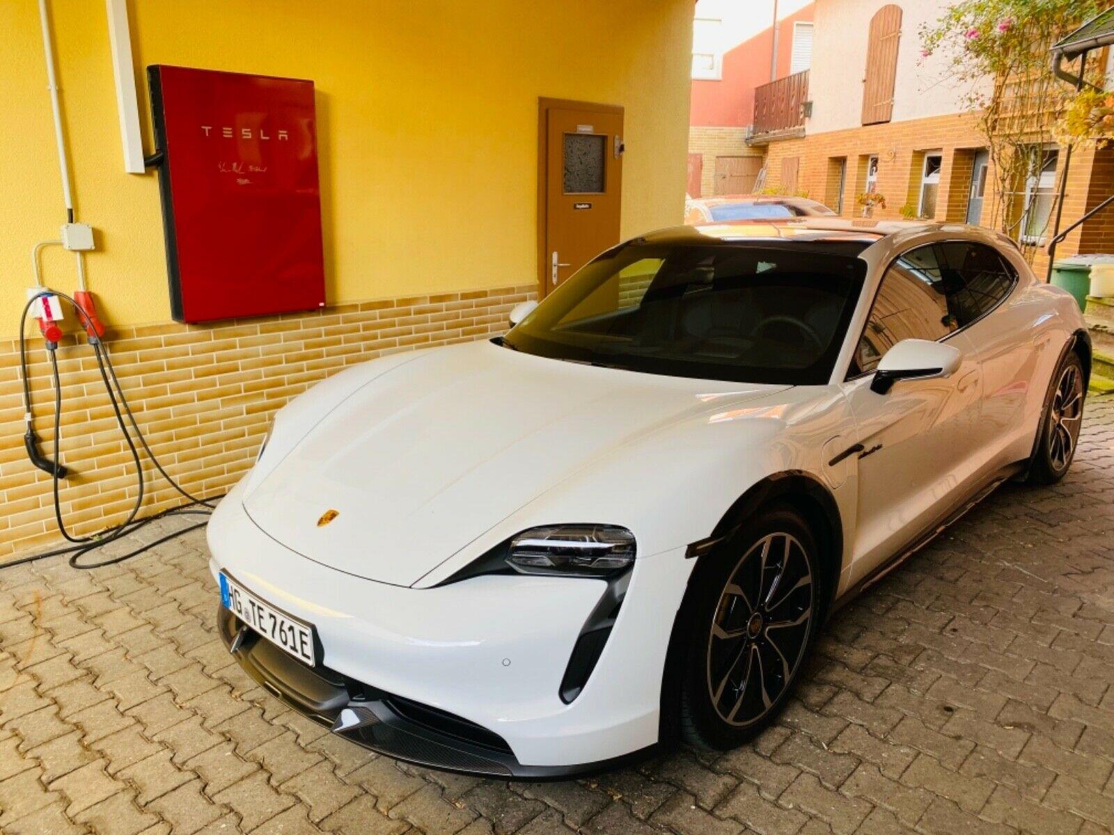 Porsche Taycan Cross Turismo S Turbo