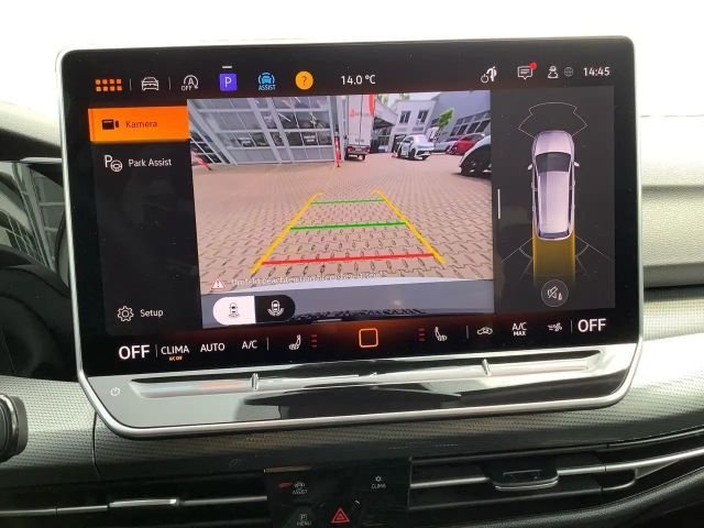 Volkswagen Golf 1.5 eTSI DSG Style Variant