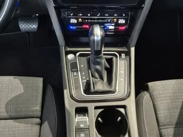 Volkswagen Passat Business Variant