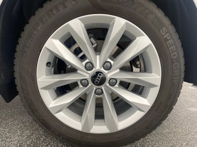 Audi A3 30 TFSI Sedan