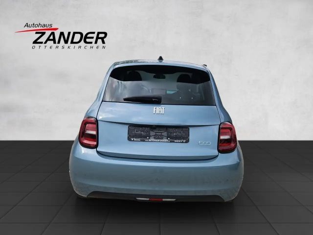 Fiat 500e 42 kWh Icon