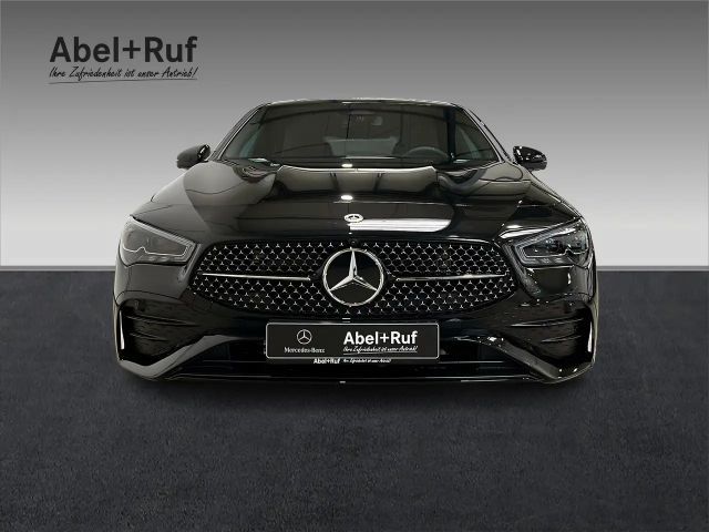 Mercedes-Benz CLA 200 AMG Line Coupé