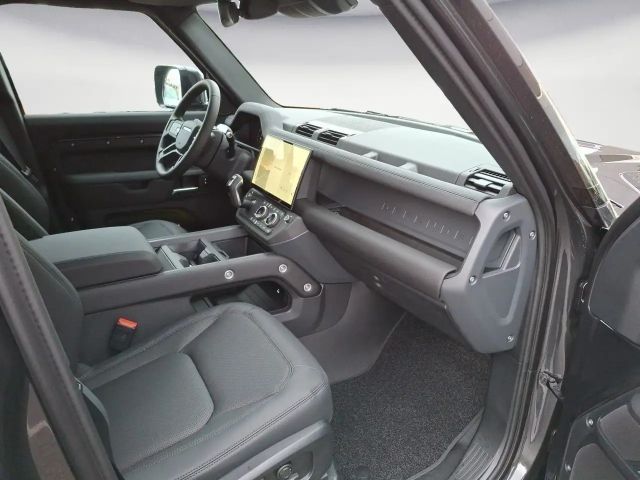 Land Rover Defender 110 Dynamic SE