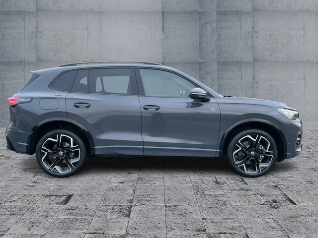 Volkswagen Tiguan 2.0 TDI DSG R-Line Style