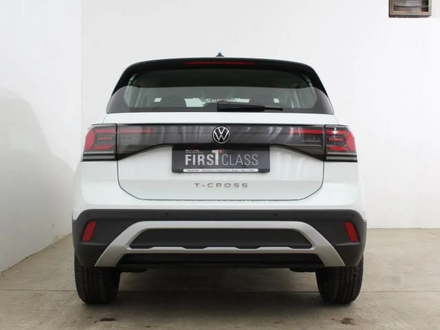 Volkswagen T-Cross 4Me TSI