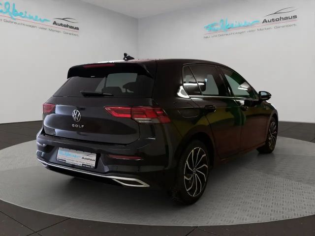 Volkswagen Golf 2.0 TDI DSG Golf VIII Style