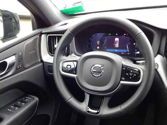 Volvo XC60 AWD Dark Plus