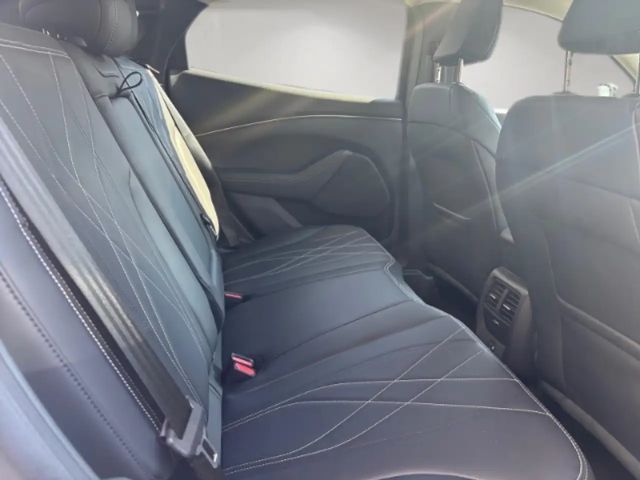 Ford Mustang Mach-E Standard range