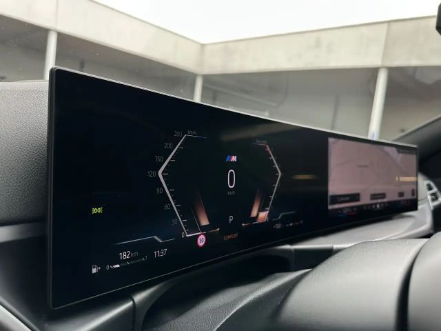 BMW 320 320i M-Sport Touring