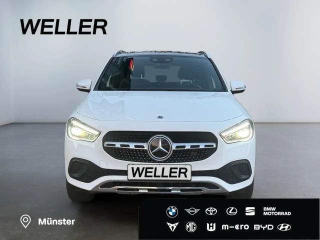 Mercedes-Benz GLA 200 7G-DCT *LED*Pano*Digital*MBux*SHZ*