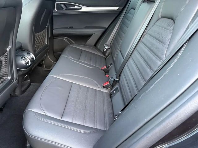 Alfa Romeo Stelvio Q4 Veloce