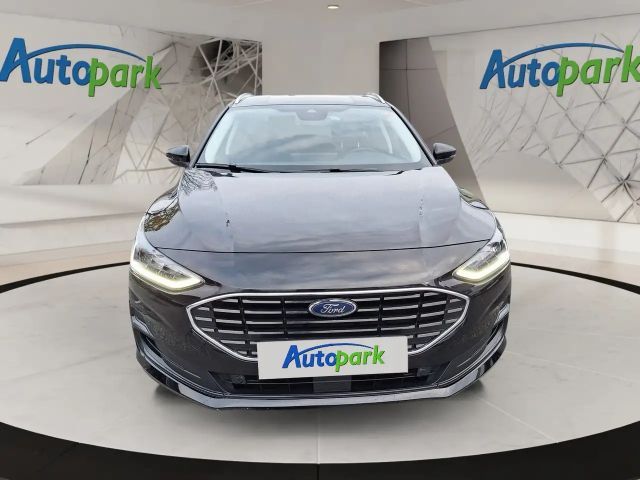 Ford Focus Titanium Wagon