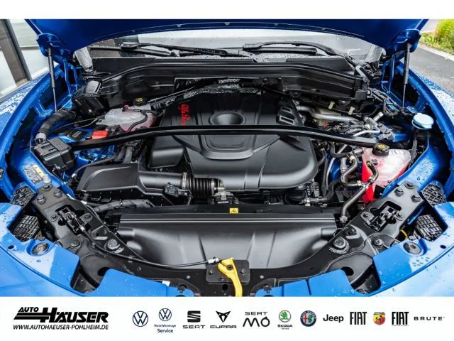 Alfa Romeo Stelvio AT8 Q4 Veloce