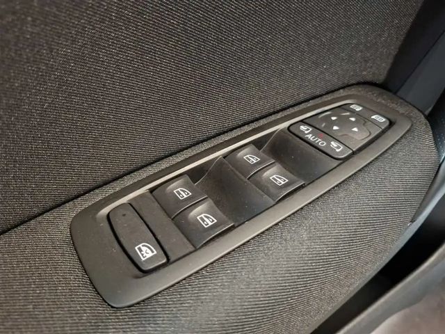 Renault Megane Business Line E-Tech