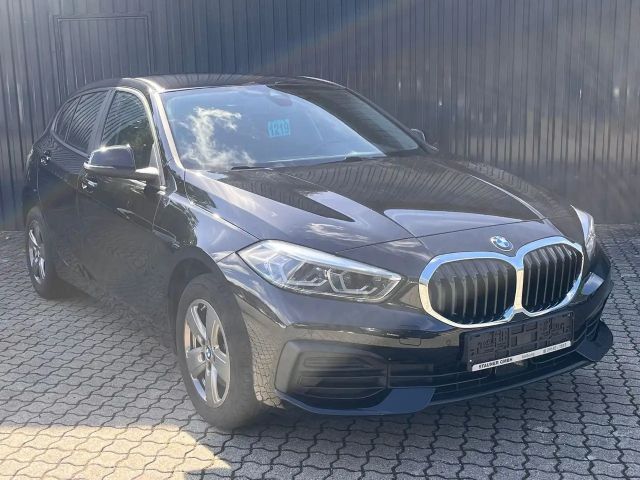BMW 116 116i 5-deurs Sedan