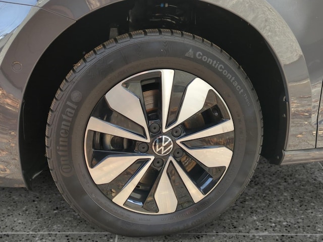 Volkswagen Touran 1.5 TSI DSG