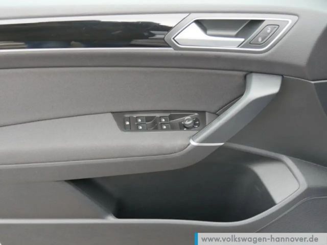 Volkswagen Touran 1.5 TSI Highline