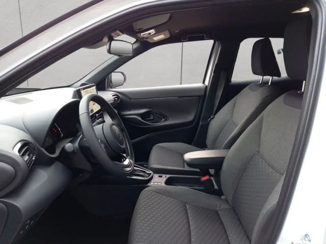 Toyota Yaris Cross Teamplayer,Safety-Paket,Winter-Paket