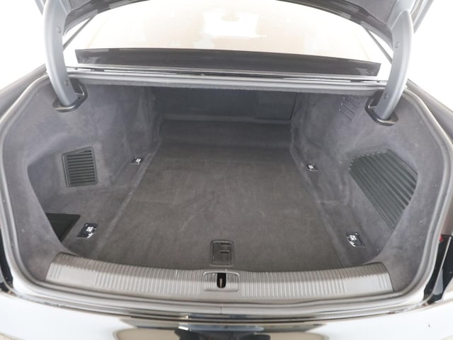 Audi A8 50 TDI Lang Quattro