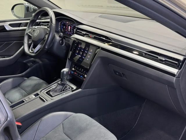 Volkswagen Arteon 2.0 TDI R-Line