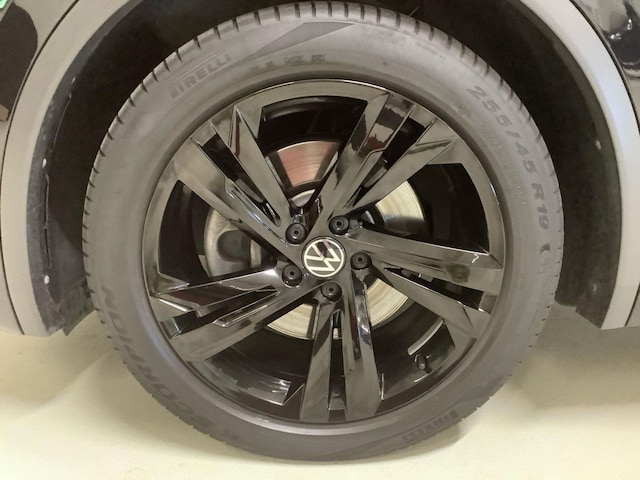 Volkswagen Tiguan DSG R-Line Style