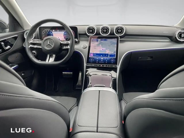 Mercedes-Benz C 200 AMG Line Sedan