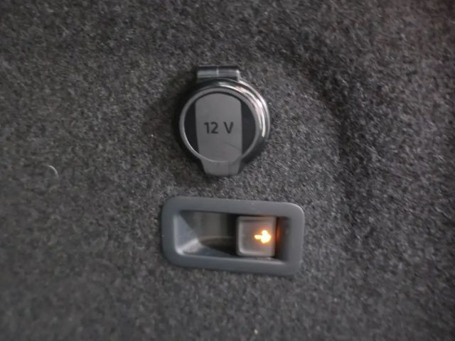 Volkswagen Golf DSG R-Line Variant